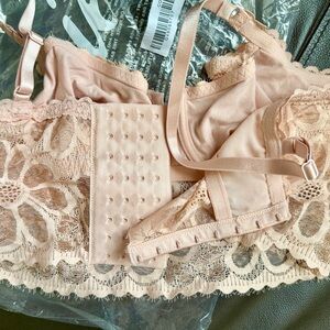 Aerie Show Off Coquette Lace Unlined Bra — Dusty Pink with Rose Gold Accents